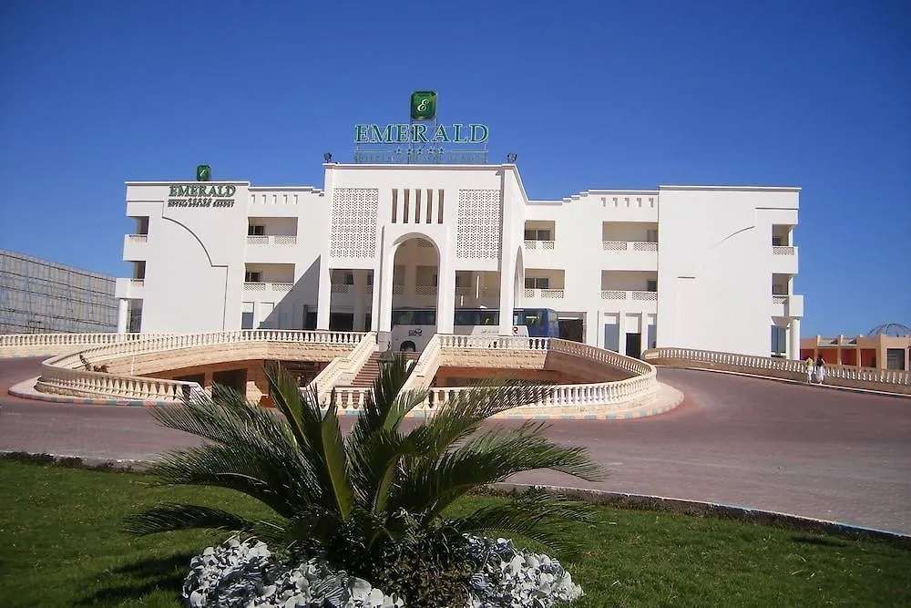 HOTEL EMERALD