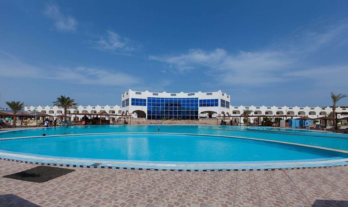 HOTEL TOPAZ CLUB