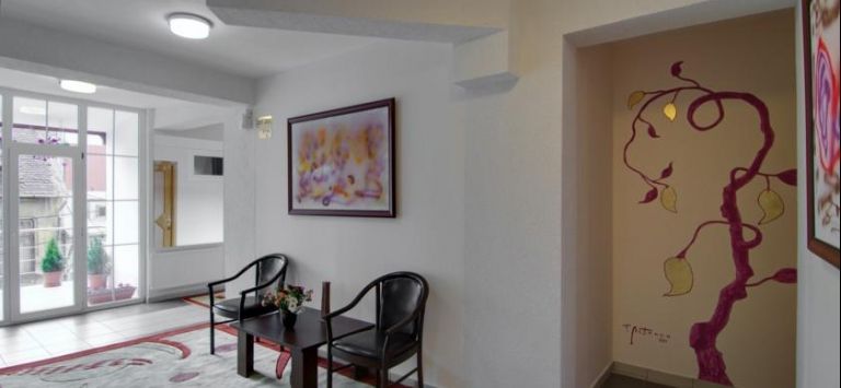 HOTEL TRANZZIT
