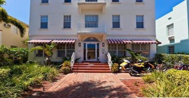 SOUTH BEACH FURNISHED STUDIO