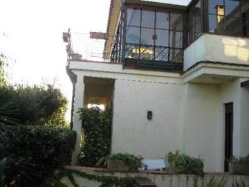 LA VILLAROSA