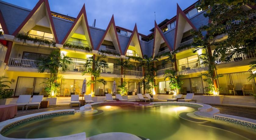 THE BOATHOUSE PHUKET