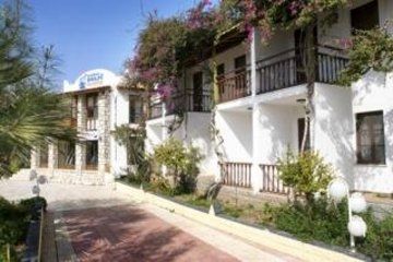 DELFI HOTEL & SPA