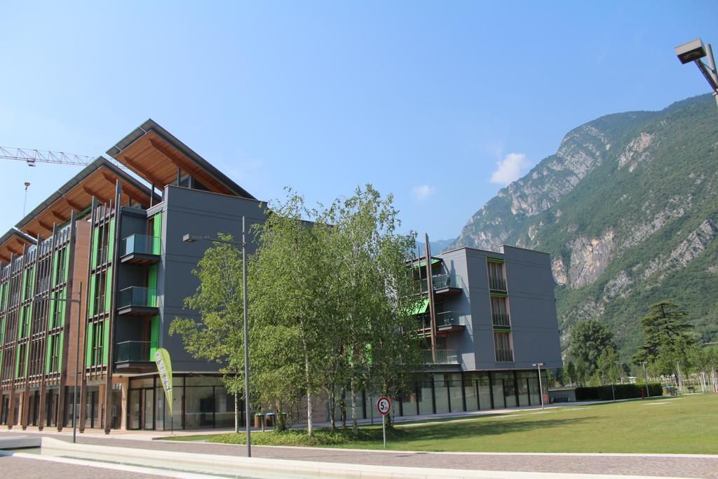KOMODO APARTMENTS