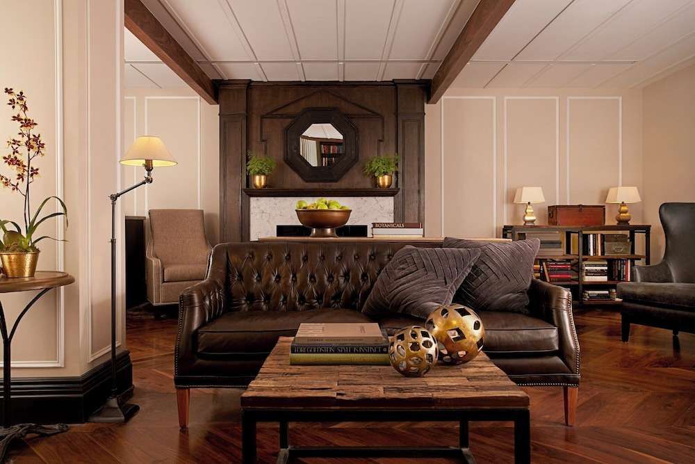THE GREGORIAN HOTEL