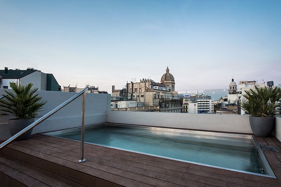 HOTEL MIDMOST BY MAJESTIC HOTEL GROUP