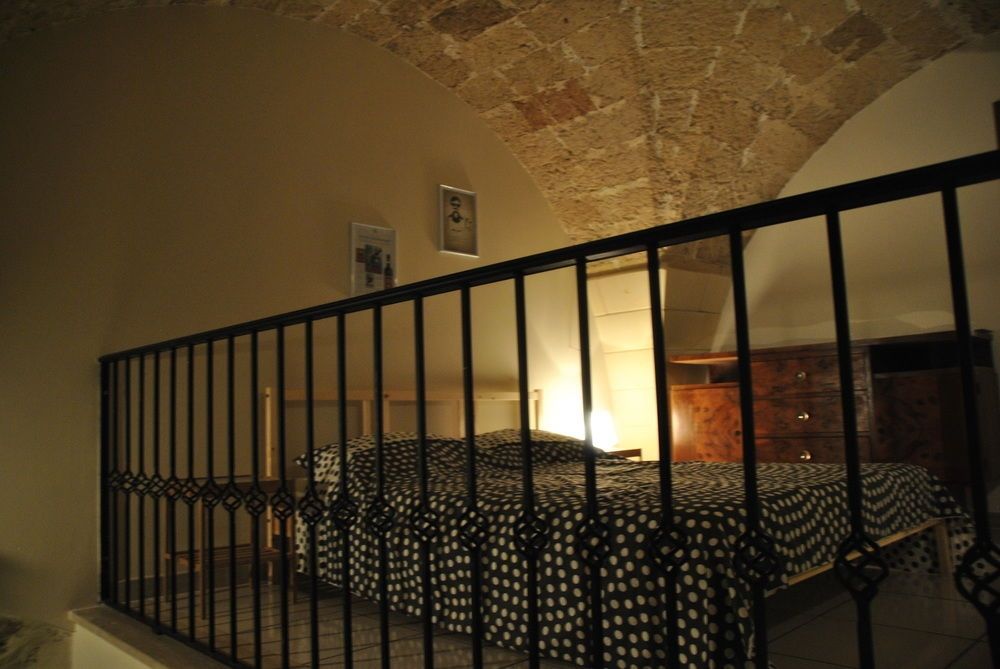 LA CORTE DEGLI ALESSANDRI