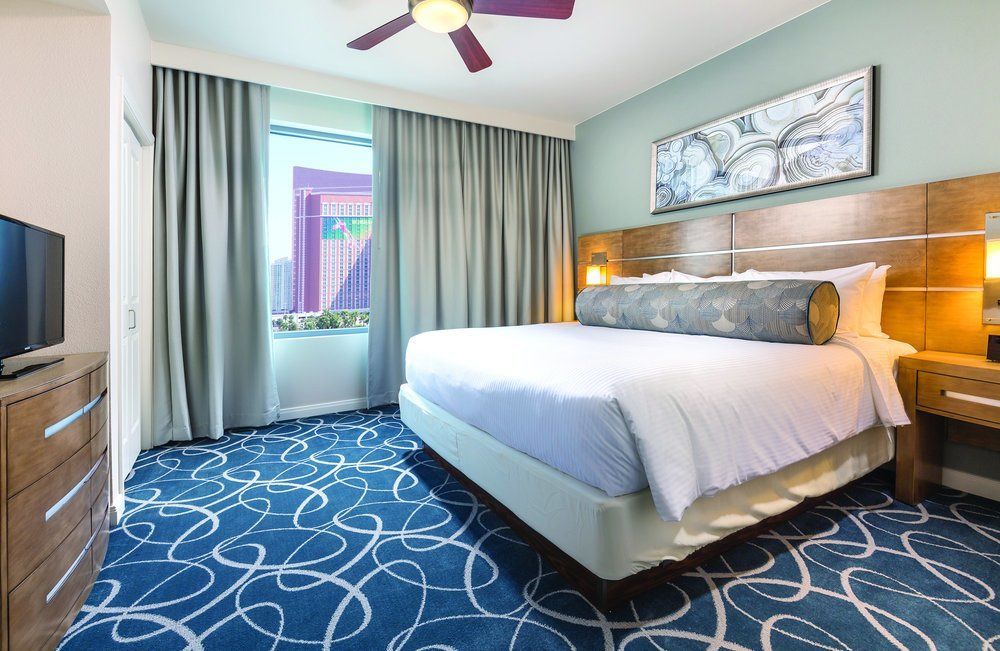 WYNDHAM DESERT BLUE