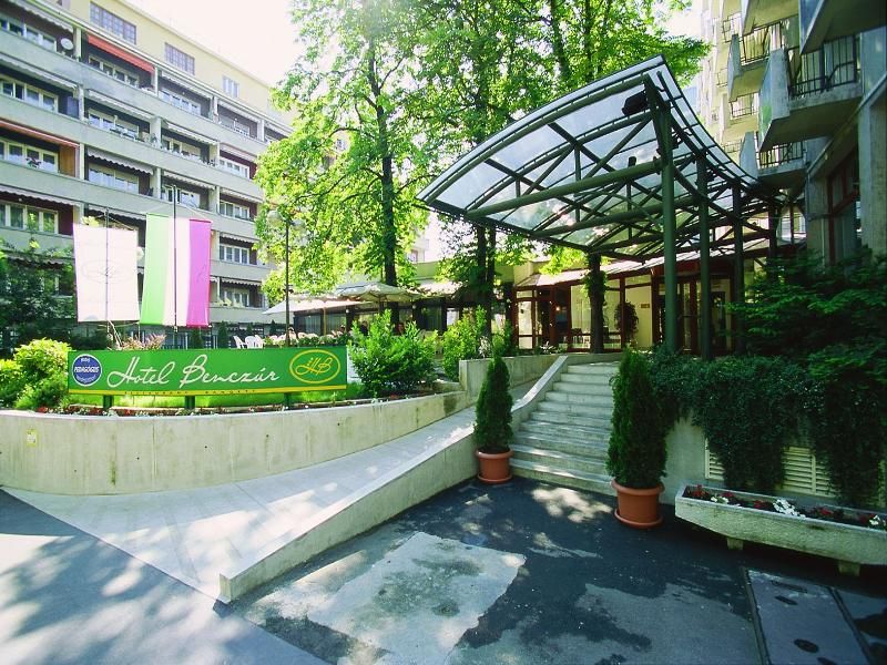 BENCZUR