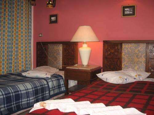 SARA INN HOSTEL