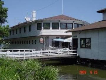 BOTEL LISA