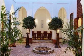 RIAD LES BOUGAINVILLIERS