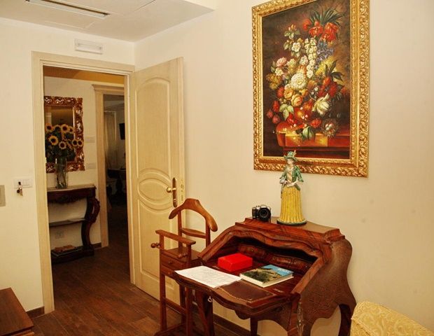 JOAN'S HERITAGE B&B