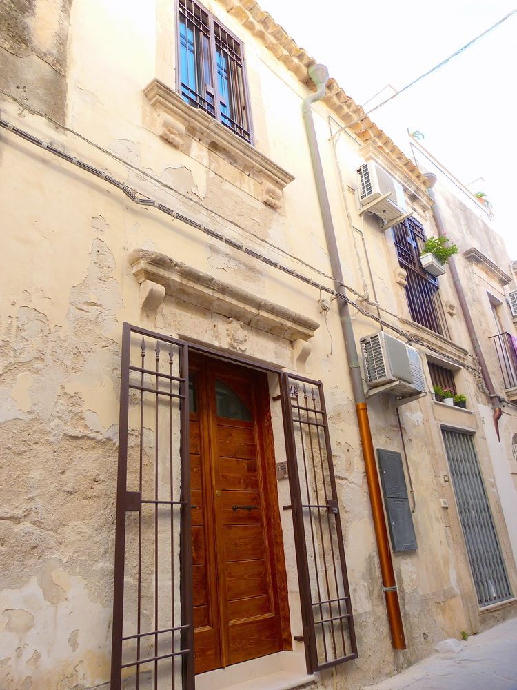 MADE IN ORTIGIA APARTMENTS