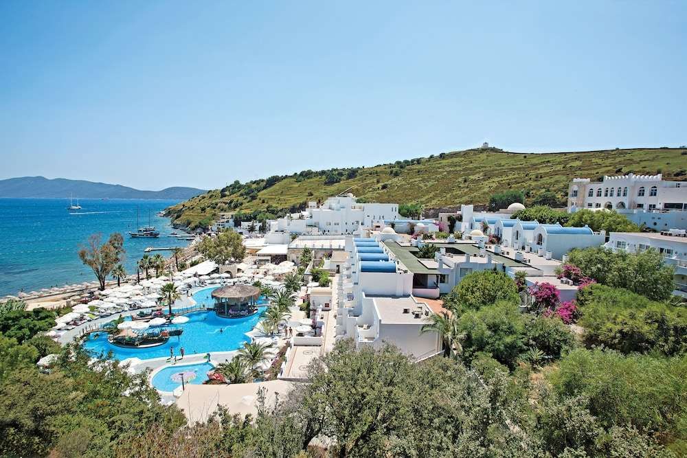 SALMAKIS RESORT & SPA