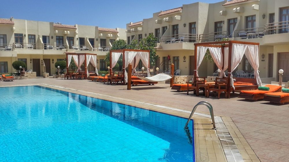 CATARACT LAYALINA RESORT