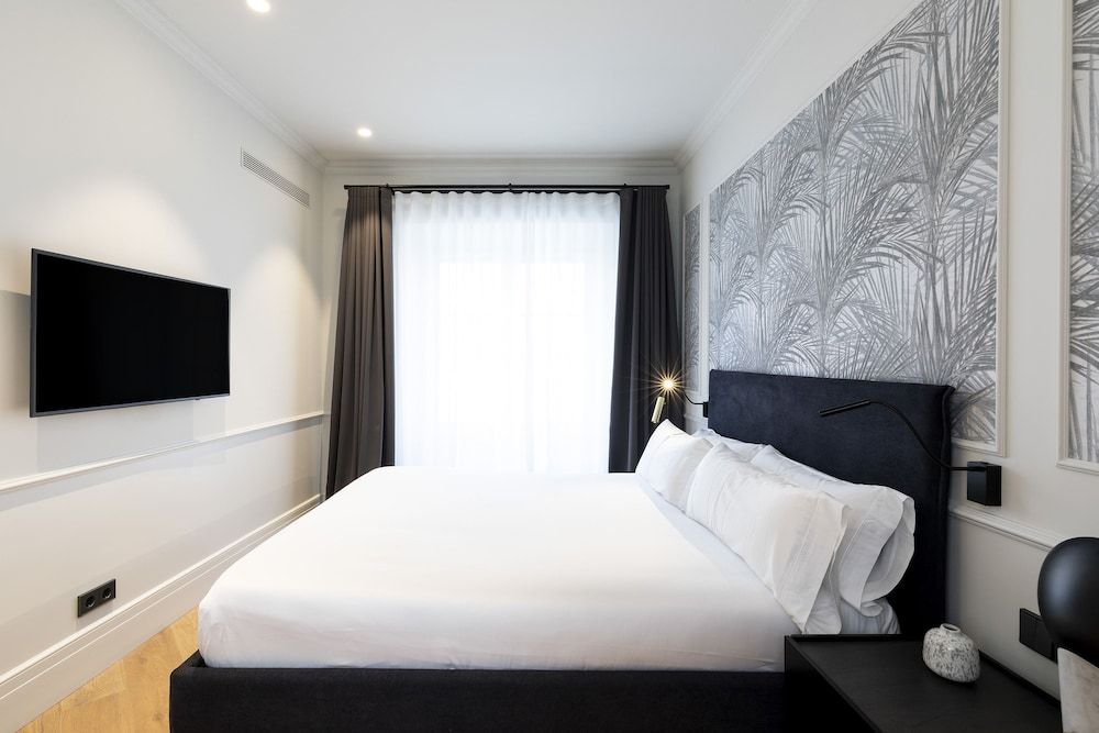 MALDA SINGULAR HOTEL