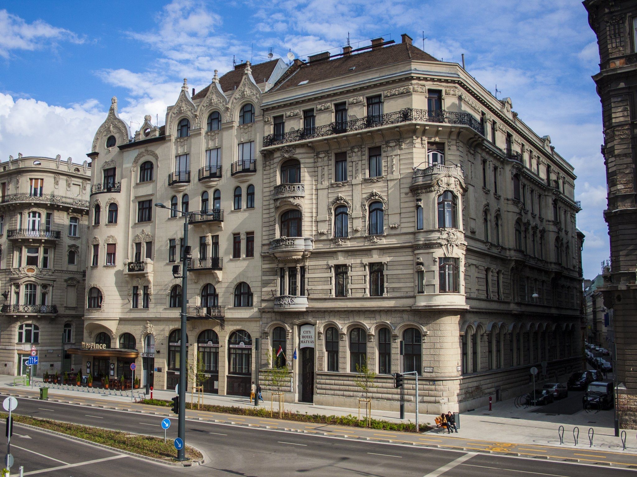 CITY HOTEL MATYAS