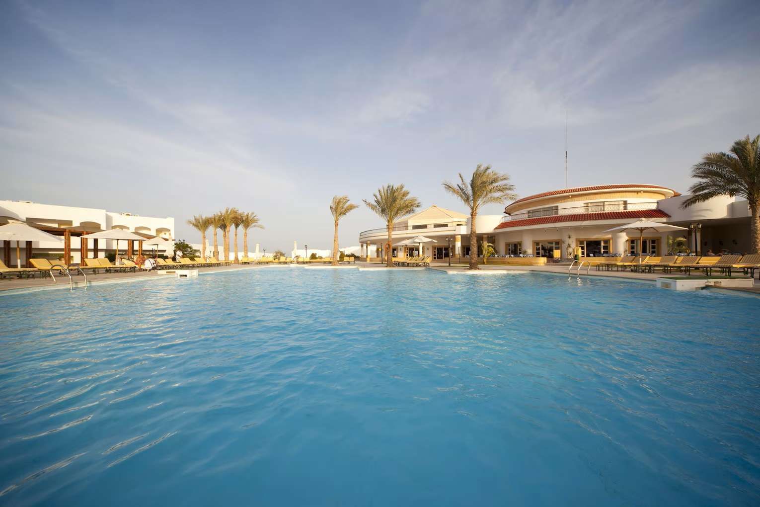 INVIDIA CORAL BEACH TIRAN