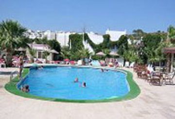 CLUB ADMIRA