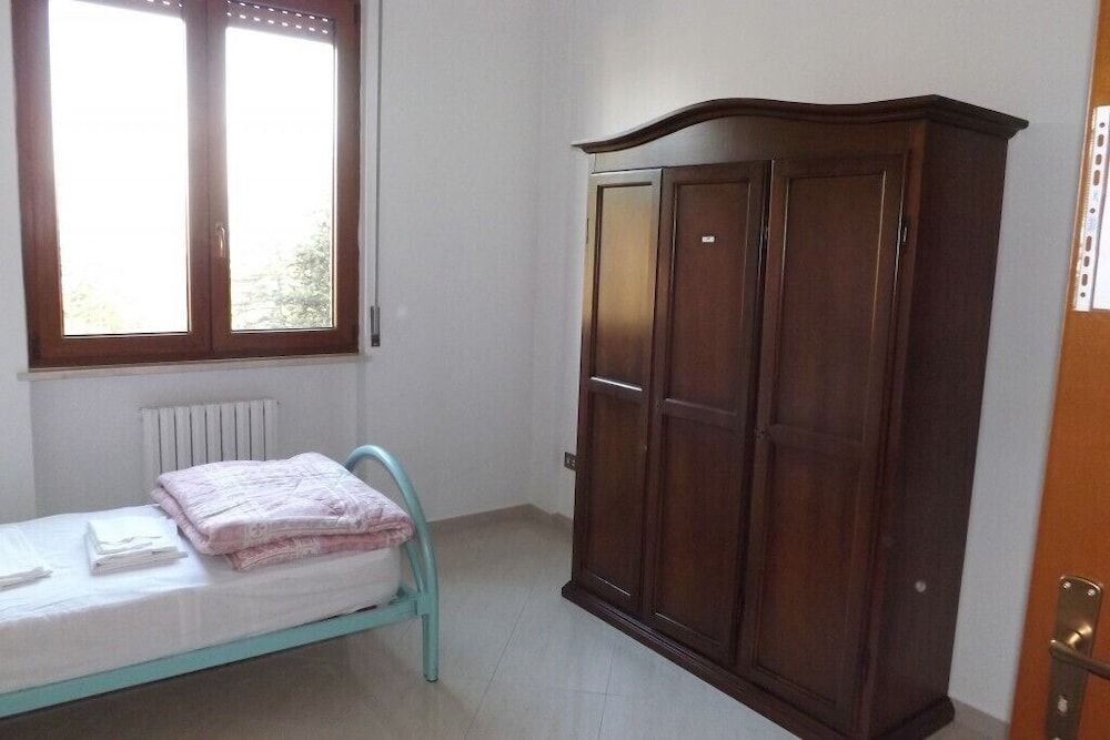 OSTELLO IL VOLTO