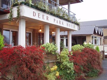 DEER PARK HOTEL & GOLF