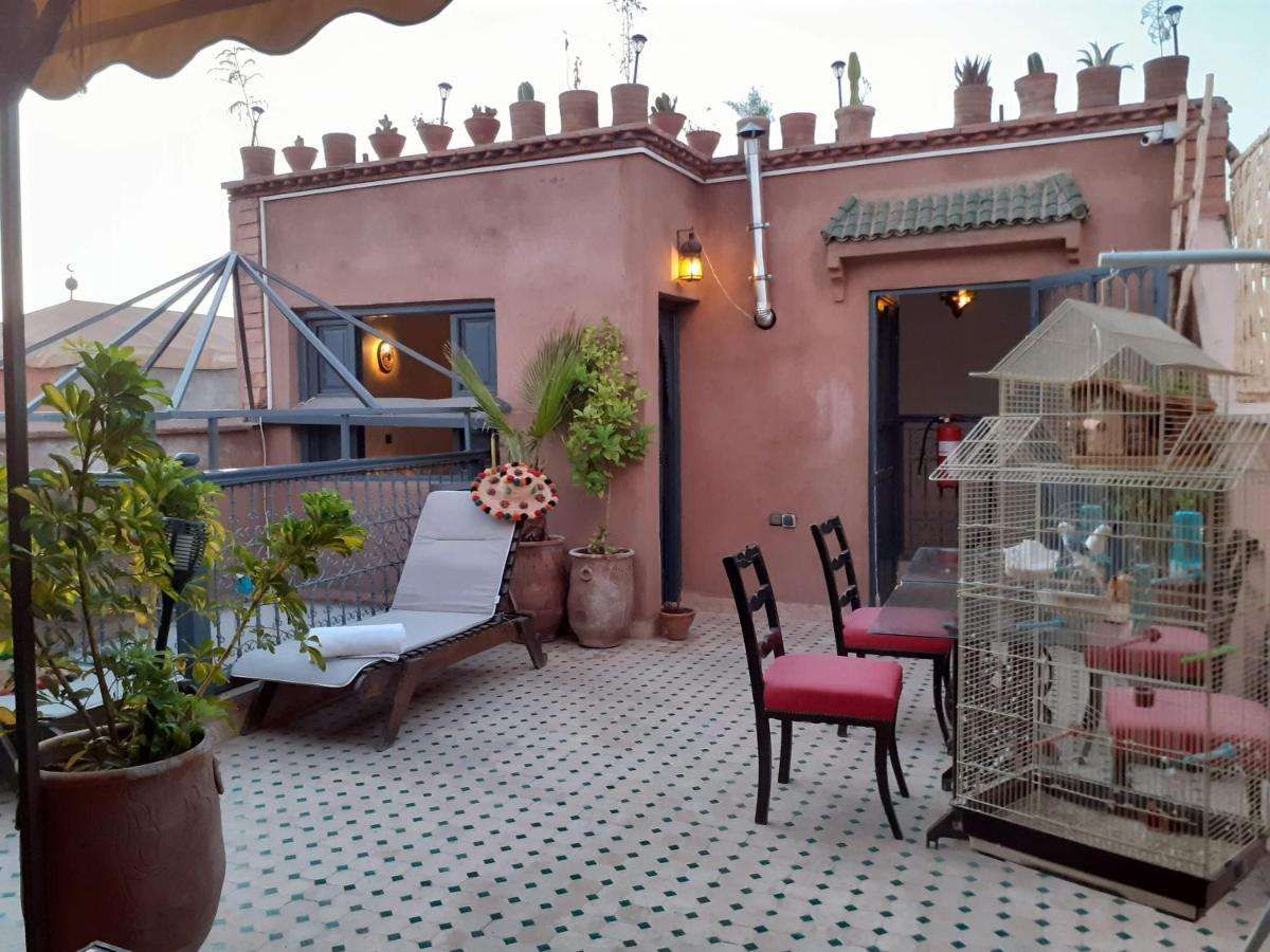 RIAD SIMON
