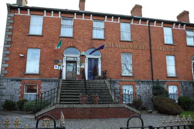 CHARLEVILLE LODGE