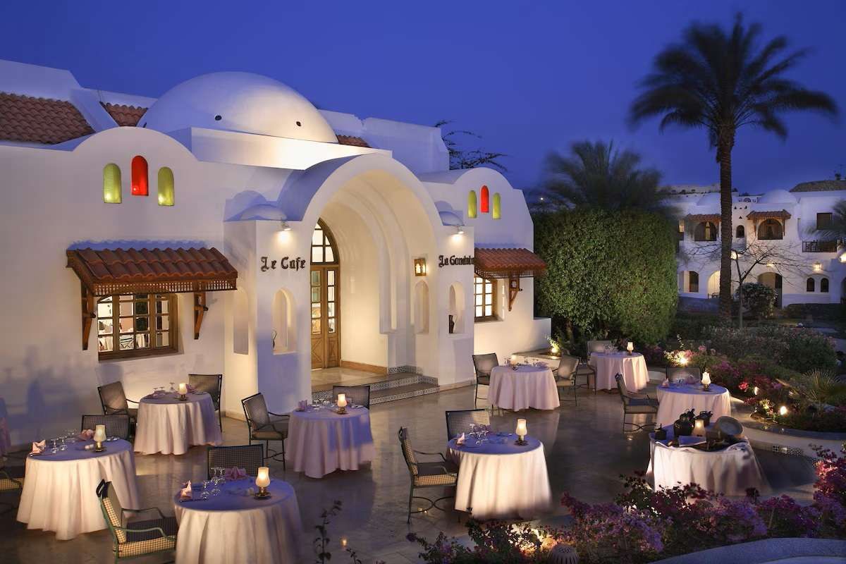 ROYAL HOLIDAY BEACH RESORT & CASINO
