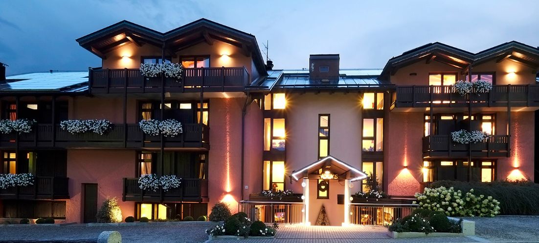 HOLIDAY MOUNTAIN BOUTIQUE HOTEL