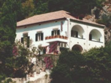 VILLA LARA HOTEL