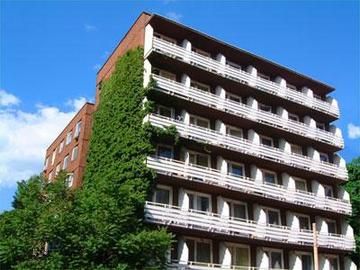 APARTMENTS LESLIE