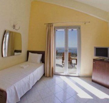 Erissos Palace photo 2
