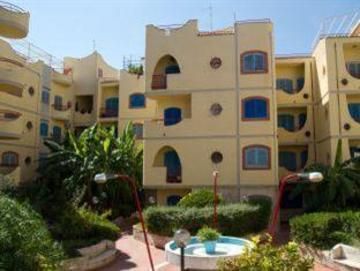 KASSIOPEA APARTHOTEL