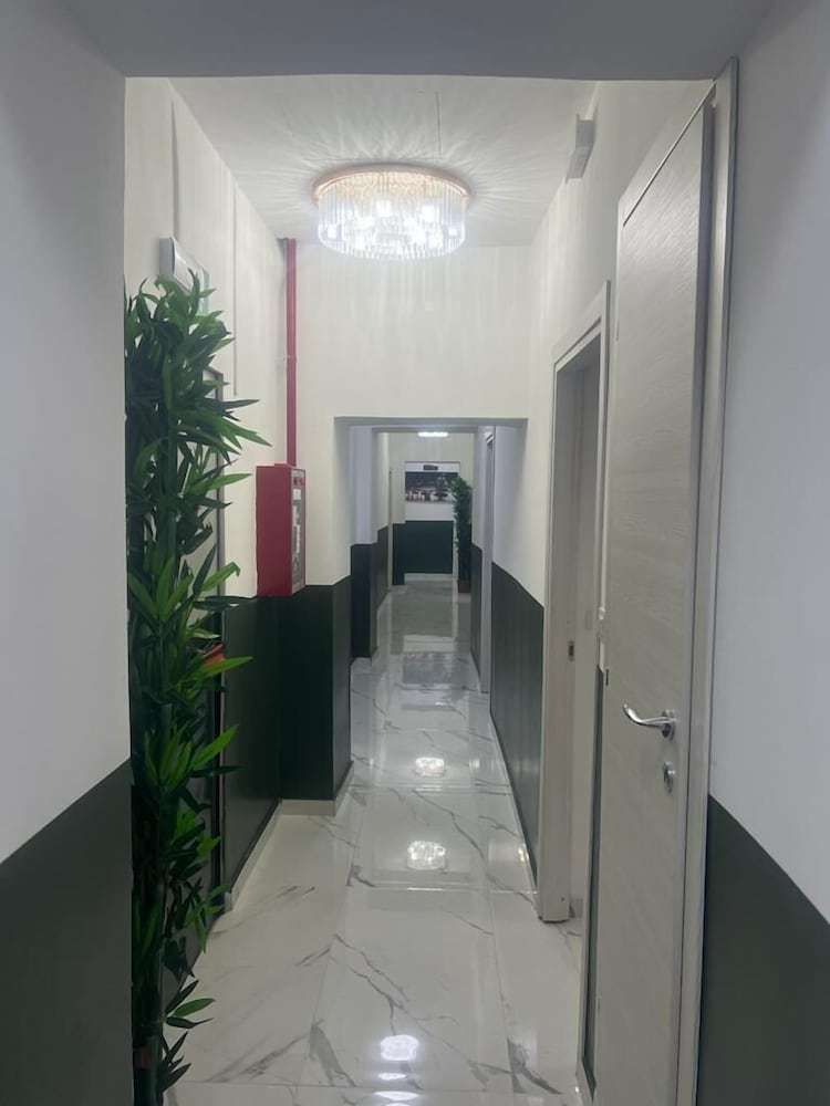 HOTEL ROMA PALACE