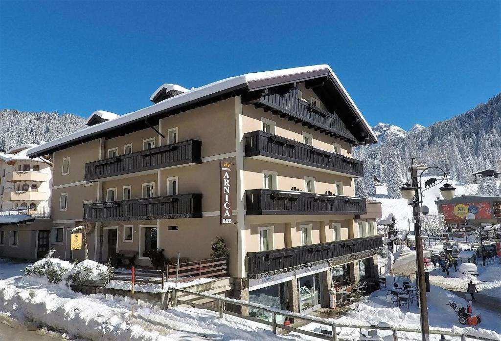 HOTEL GARNI ARNICA