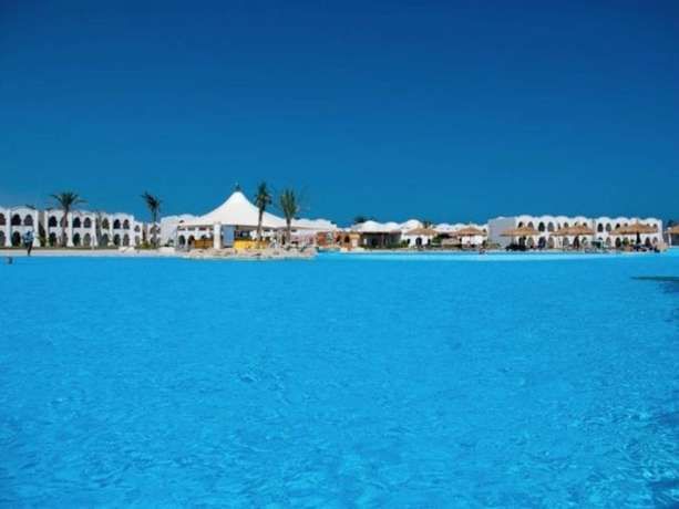GORGONIA BEACH RESORT