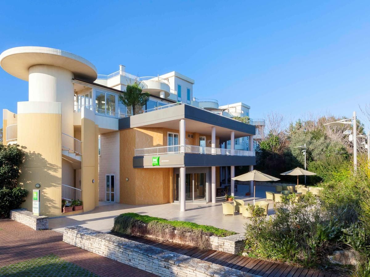 IBIS STYLES BARI GIOVINAZZO
