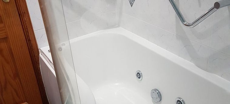 Hotel Holiday Home 3 Bed Rooms Aberdeen : Photo 