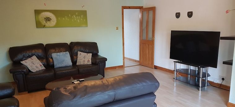 Hotel Holiday Home 3 Bed Rooms Aberdeen : Photo 