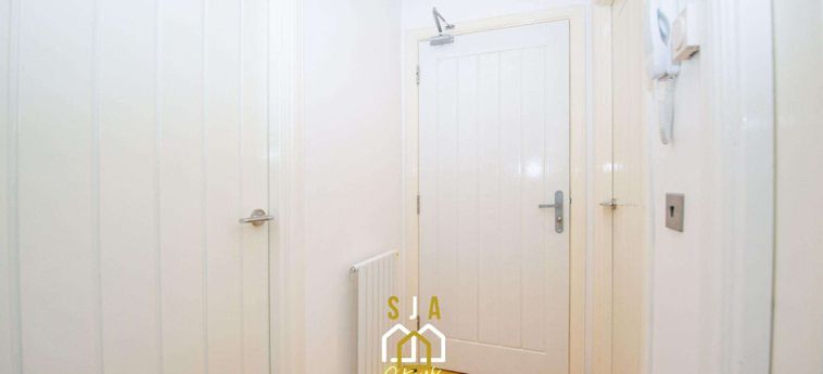 Affleck Retreat 3 -  Sja Stays - Modern 1 Bed Apartment Aberdeen : Photo 