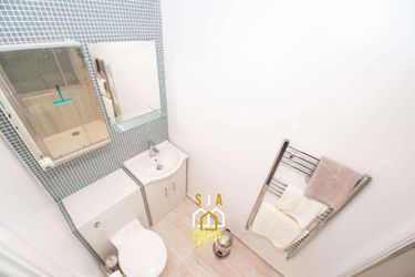 Affleck Retreat 3 -  Sja Stays - Modern 1 Bed Apartment Aberdeen: Photo 