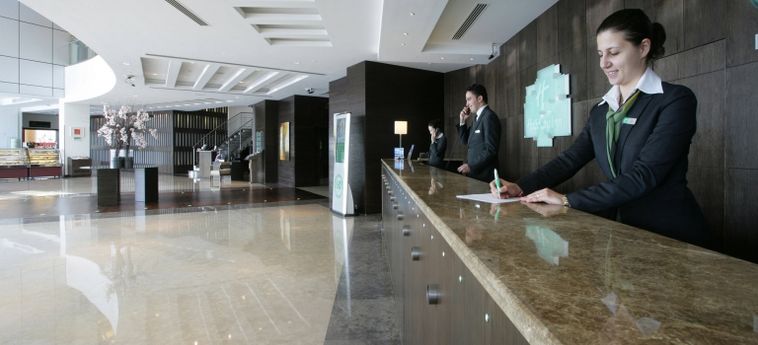 Hotel Holiday Inn Abu Dhabi:  ABU DHABI