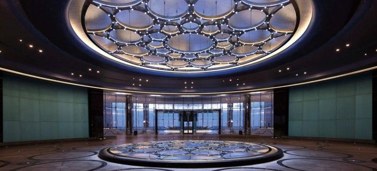 Hotel Conrad Abu Dhabi Etihad Towers:  ABU DHABI