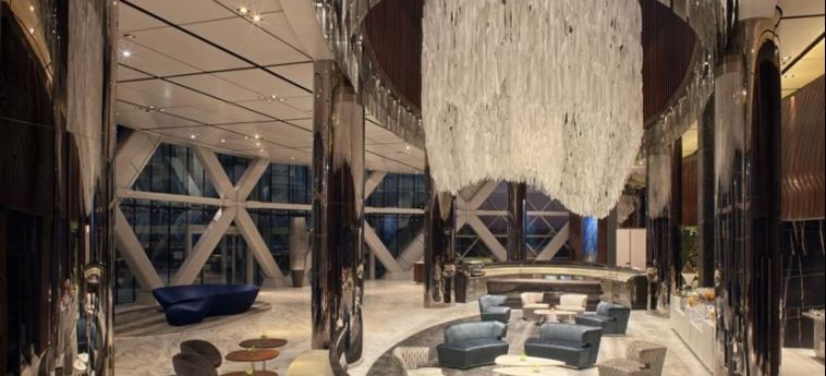 Hotel Andaz Capital Gate Abu Dhabi - A Concept By Hyatt:  ABU DHABI