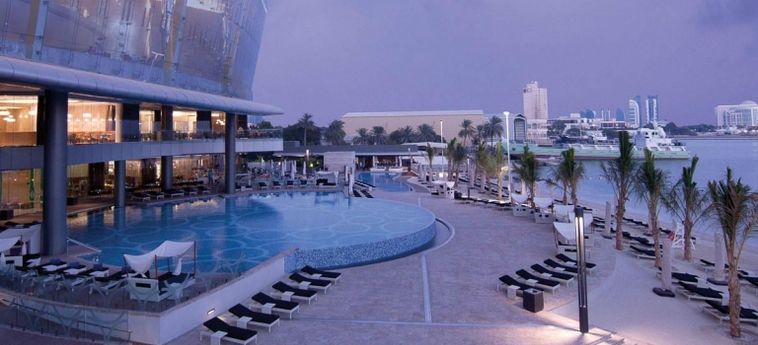 Hotel Jumeirah At Etihad Towers Residences:  ABU DHABI