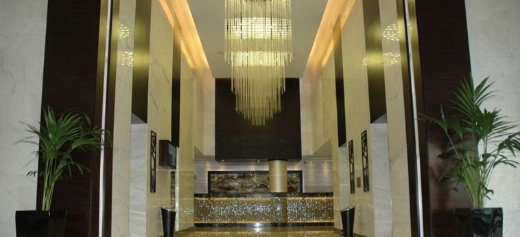Hotel Millennium Plaza Downtown Abu Dhabi:  ABU DHABI