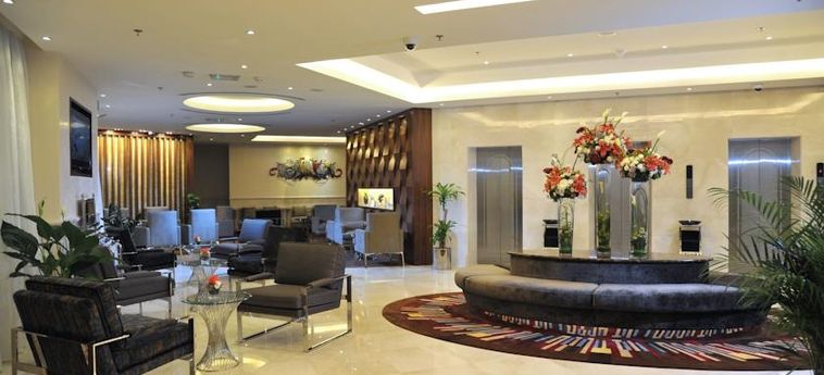 Hotel Ramada Abu Dhabi Corniche:  ABU DHABI