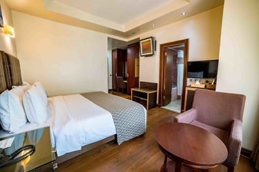 Alphaplus Apartments Abuja: Photo 