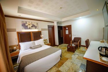 Alphaplus Apartments Abuja: Photo 